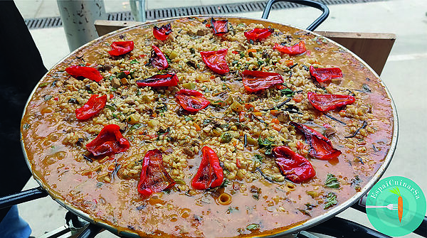 Mostra de arroces en la Fiesta de Santo Pimiento, barrio de Santa Eugènia